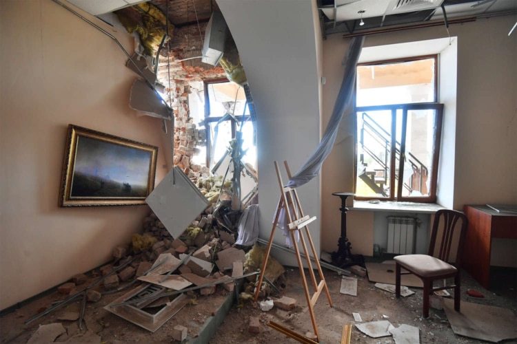 Зруйнований росіянами музей Куїнджі в Маріуполі
