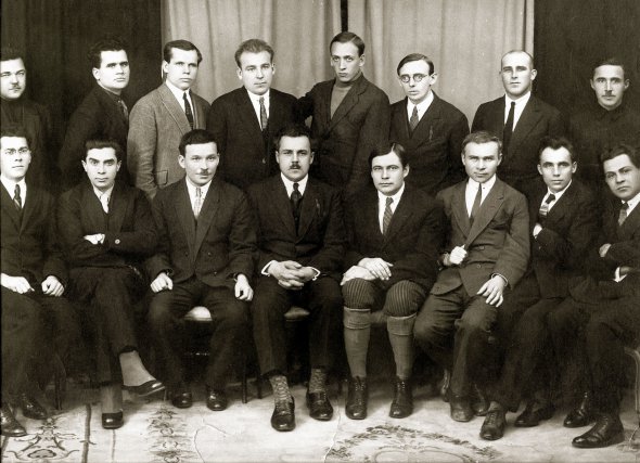 Члени Вільної академії пролетарської літератури 