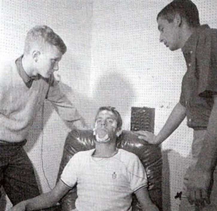 Ренді під час експерименту